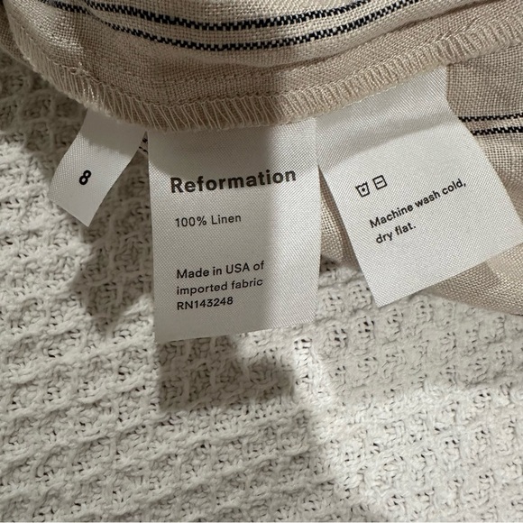 Reformation 100% Linen Elm Jager Jumpsuit size 8 striped blue jumpsuit open back - Picture 10 of 11